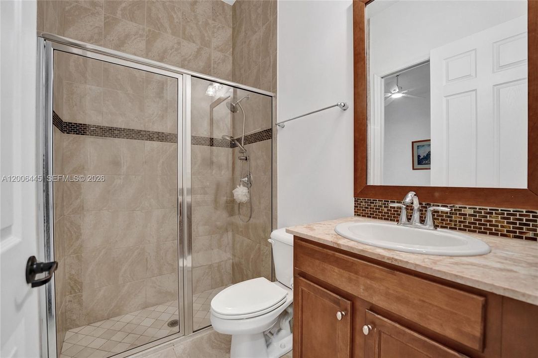 1st floor bathroom Ensuite