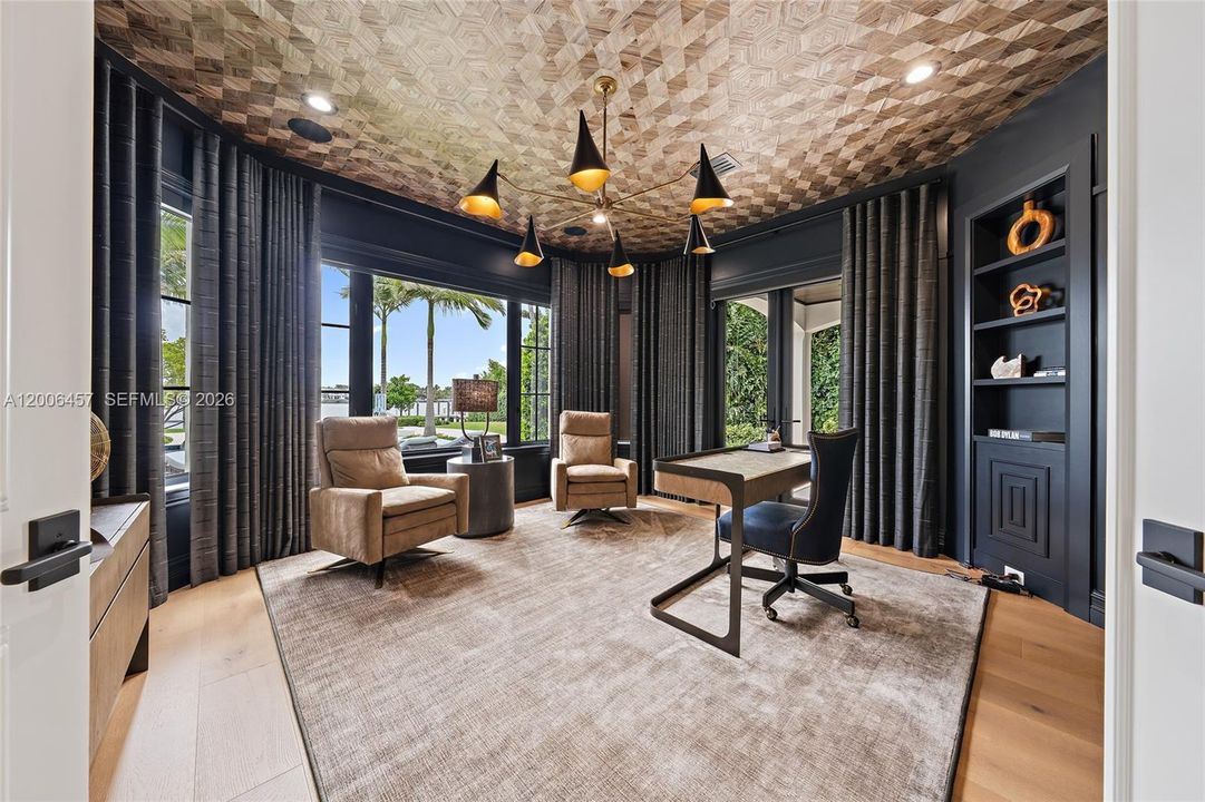 Office / Den