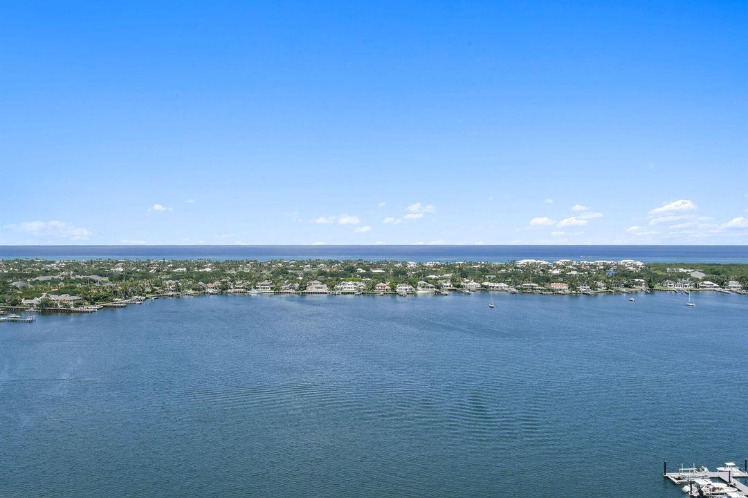 Penthouse Water View Terrace