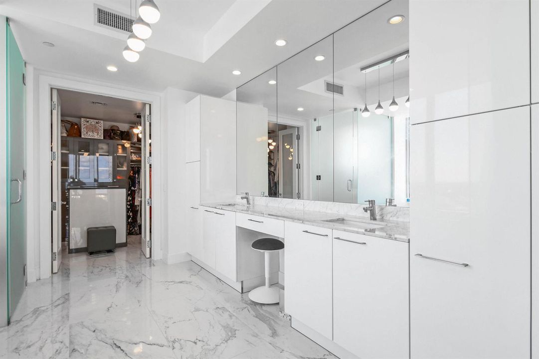 Custom Ensuite Primary Bathroom