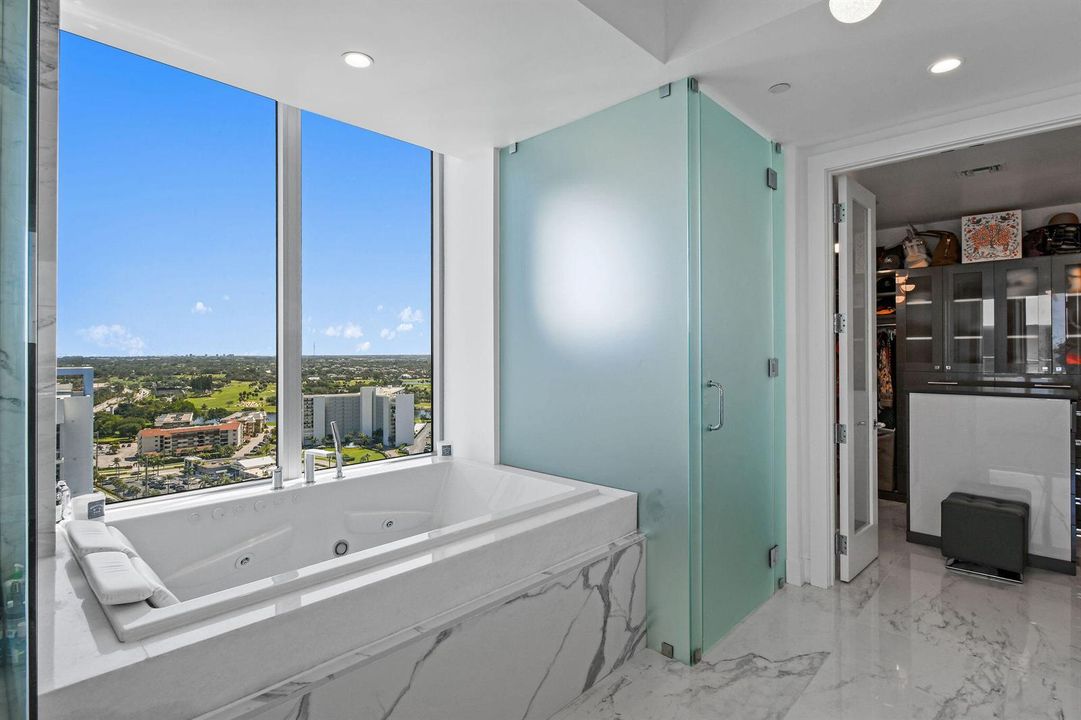 Custom Ensuite Primary Bathroom