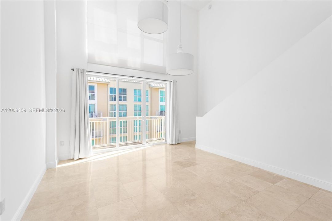 For Sale: $570,000 (2 beds, 2 baths, 1536 Square Feet)