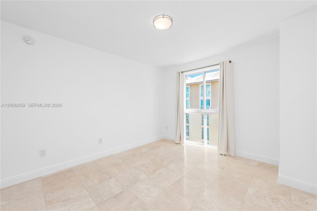 For Sale: $570,000 (2 beds, 2 baths, 1536 Square Feet)
