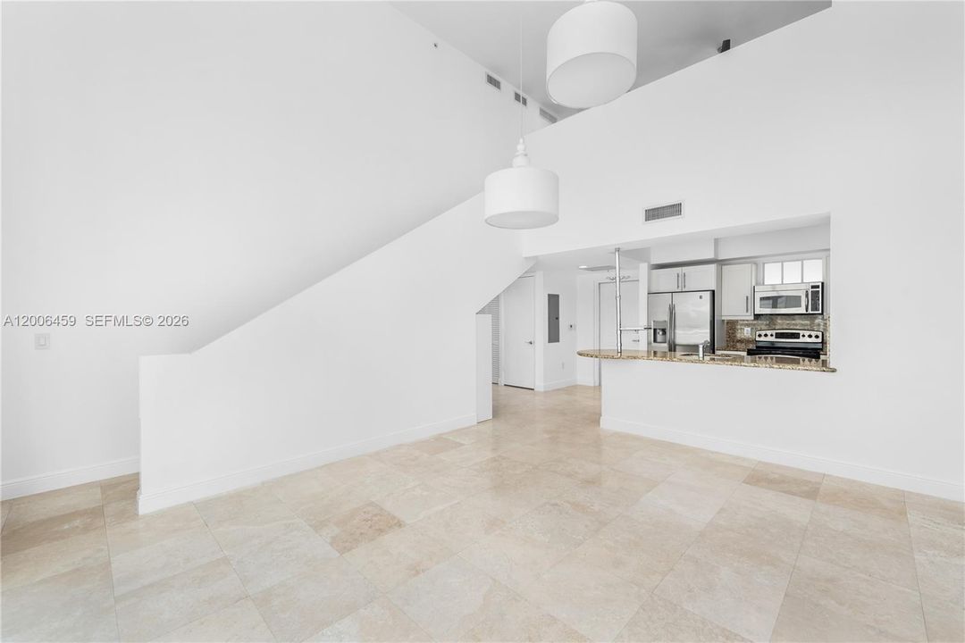 For Sale: $570,000 (2 beds, 2 baths, 1536 Square Feet)