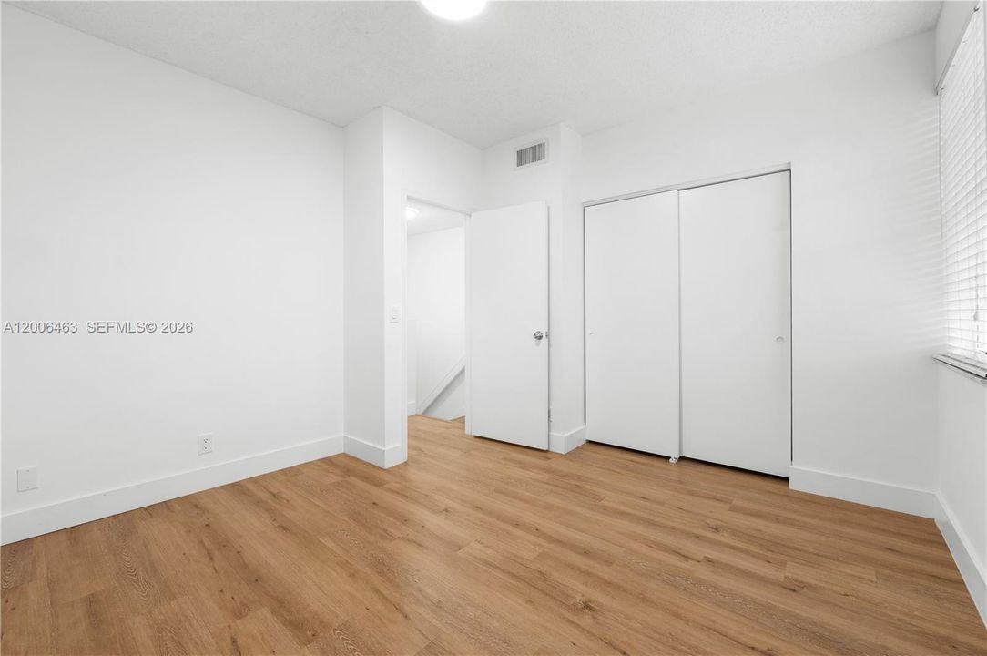 En Venta: $380,000 (2 camas, 1 baños, 1110 Pies cuadrados)