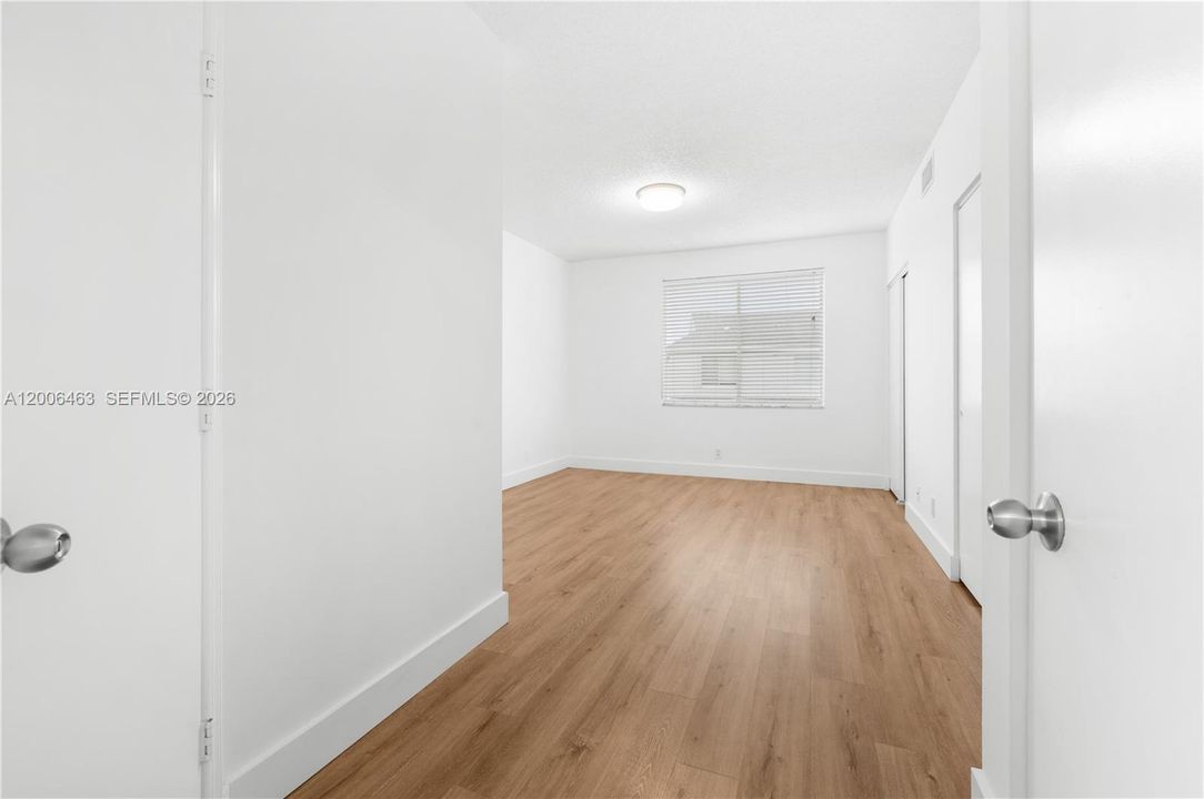En Venta: $380,000 (2 camas, 1 baños, 1110 Pies cuadrados)