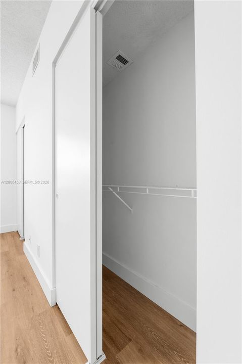En Venta: $380,000 (2 camas, 1 baños, 1110 Pies cuadrados)