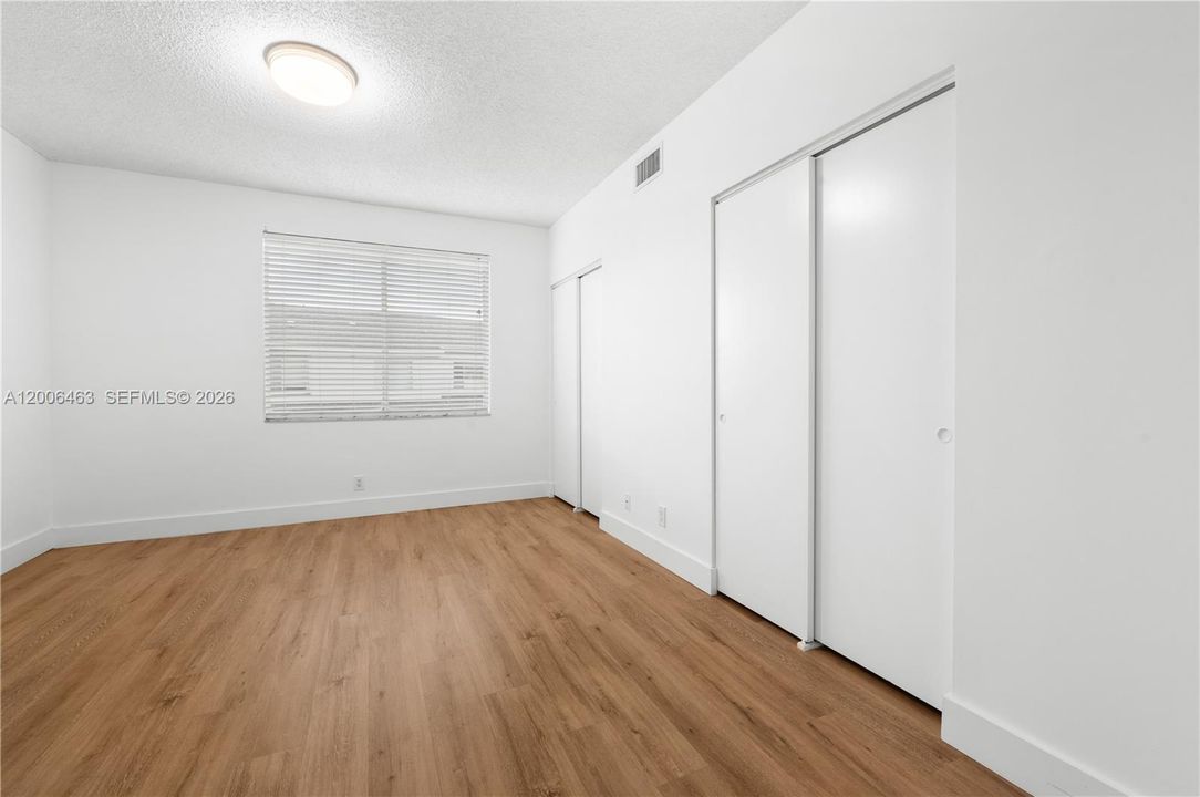 En Venta: $380,000 (2 camas, 1 baños, 1110 Pies cuadrados)