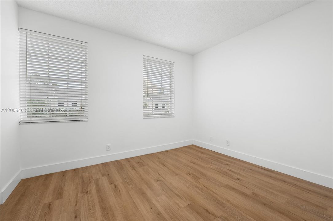 En Venta: $380,000 (2 camas, 1 baños, 1110 Pies cuadrados)