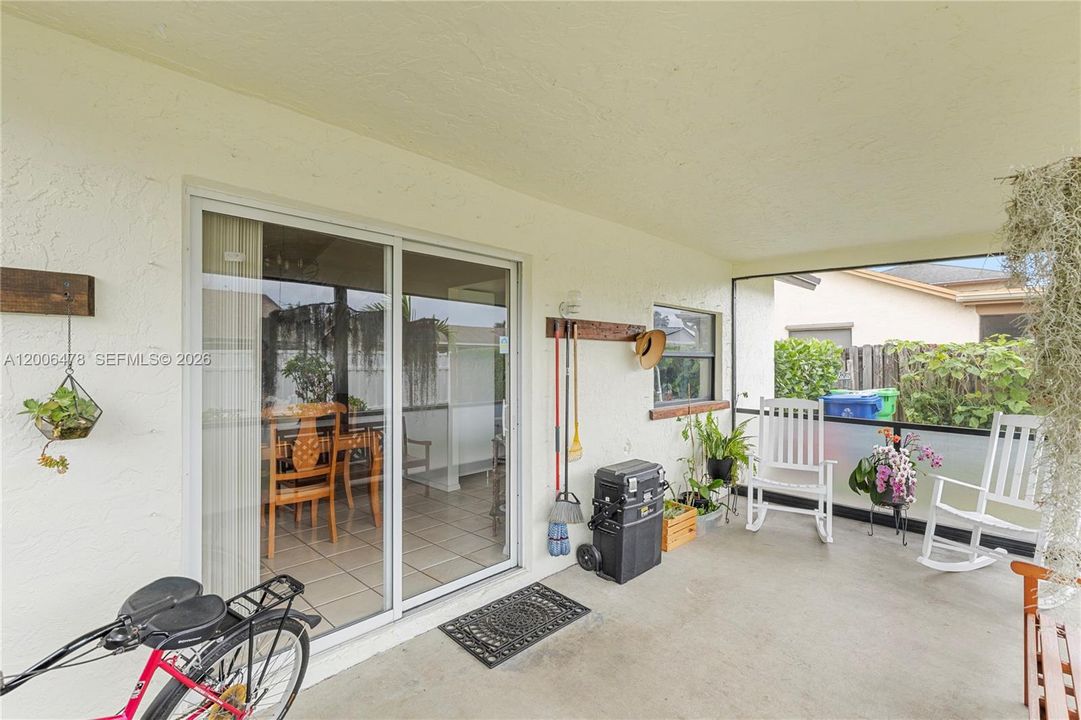 Screened Patio