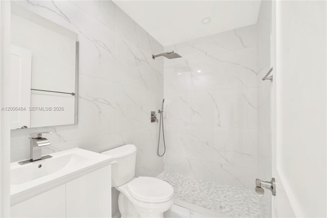 Active With Contract: $4,000 (3 beds, 2 baths, 1700 Square Feet)