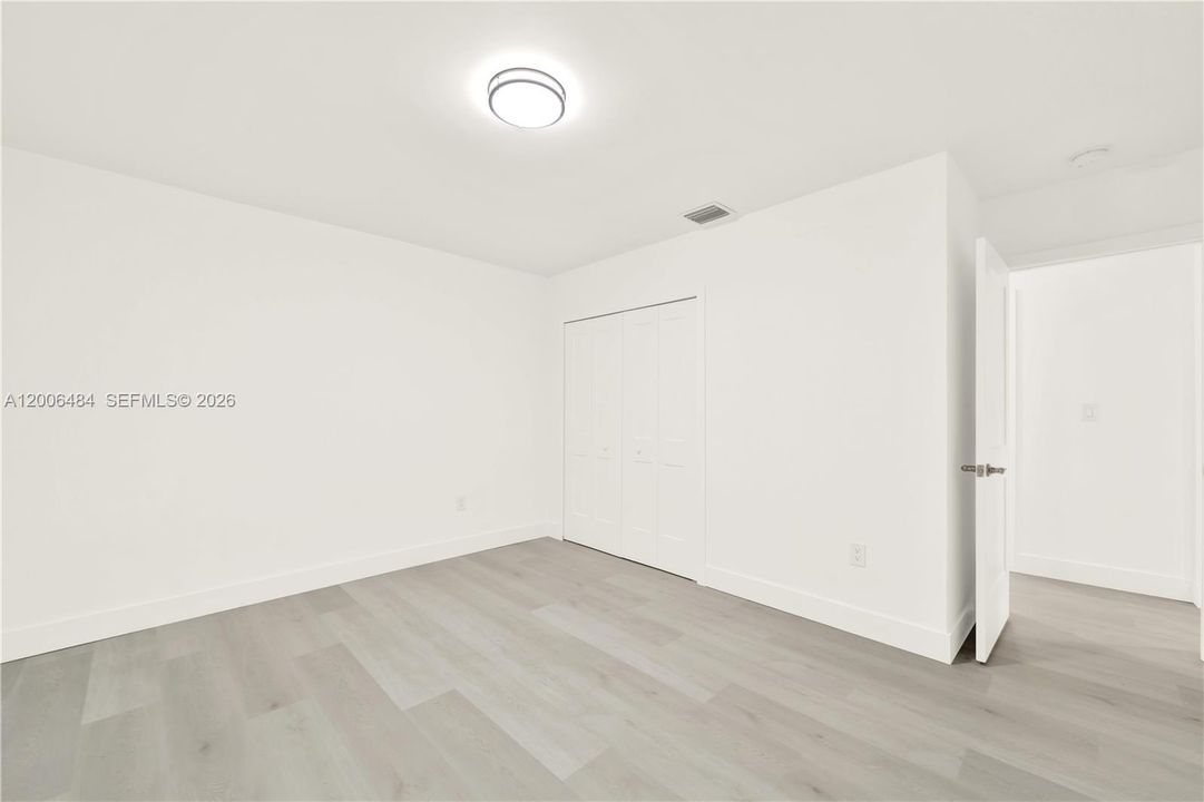 Active With Contract: $4,000 (3 beds, 2 baths, 1700 Square Feet)