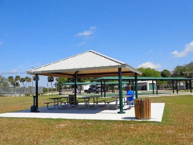 For Rent: $1,200 (2 beds, 2 baths, 0 Square Feet)