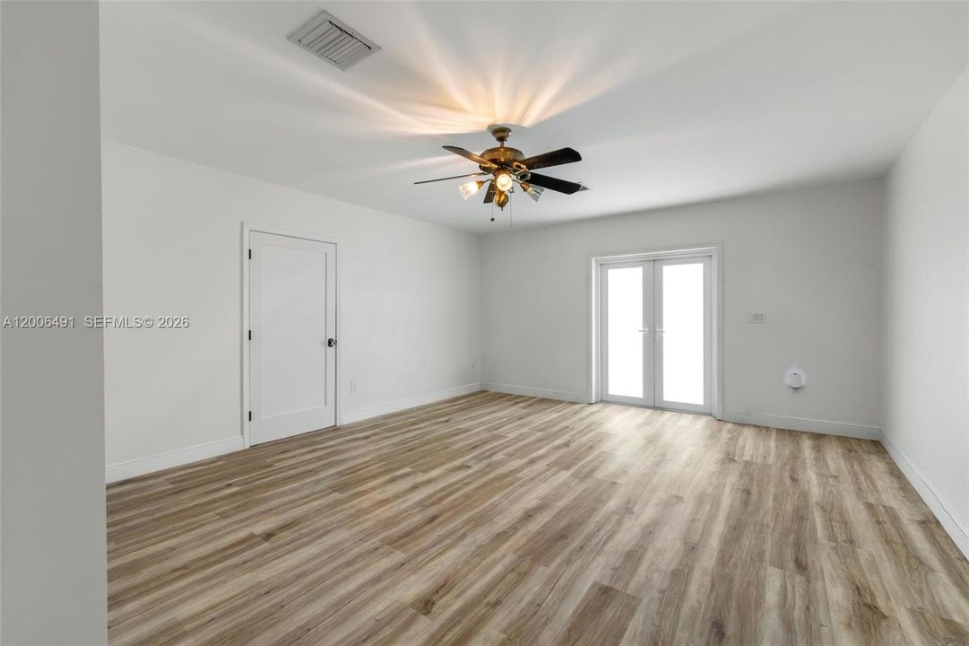 For Sale: $2,000,000 (3 beds, 4 baths, 4466 Square Feet)