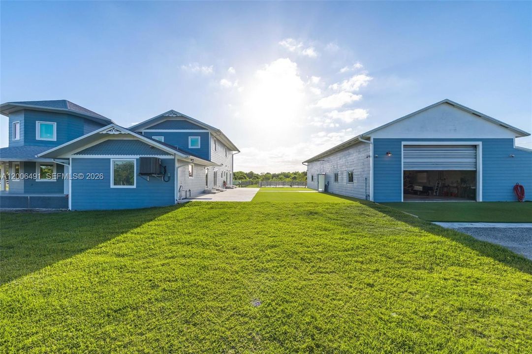 For Sale: $2,000,000 (3 beds, 4 baths, 4466 Square Feet)