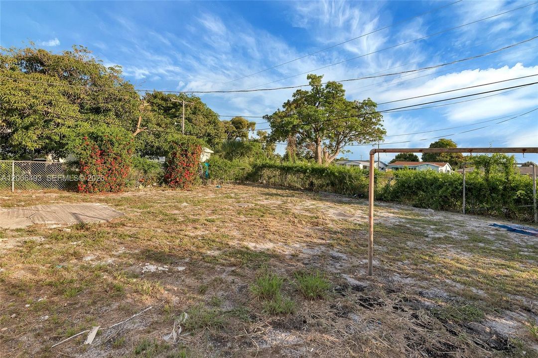 En Venta: $240,000 (2 camas, 1 baños, 720 Pies cuadrados)