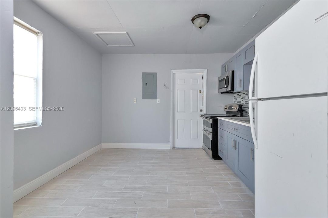 En Venta: $240,000 (2 camas, 1 baños, 720 Pies cuadrados)