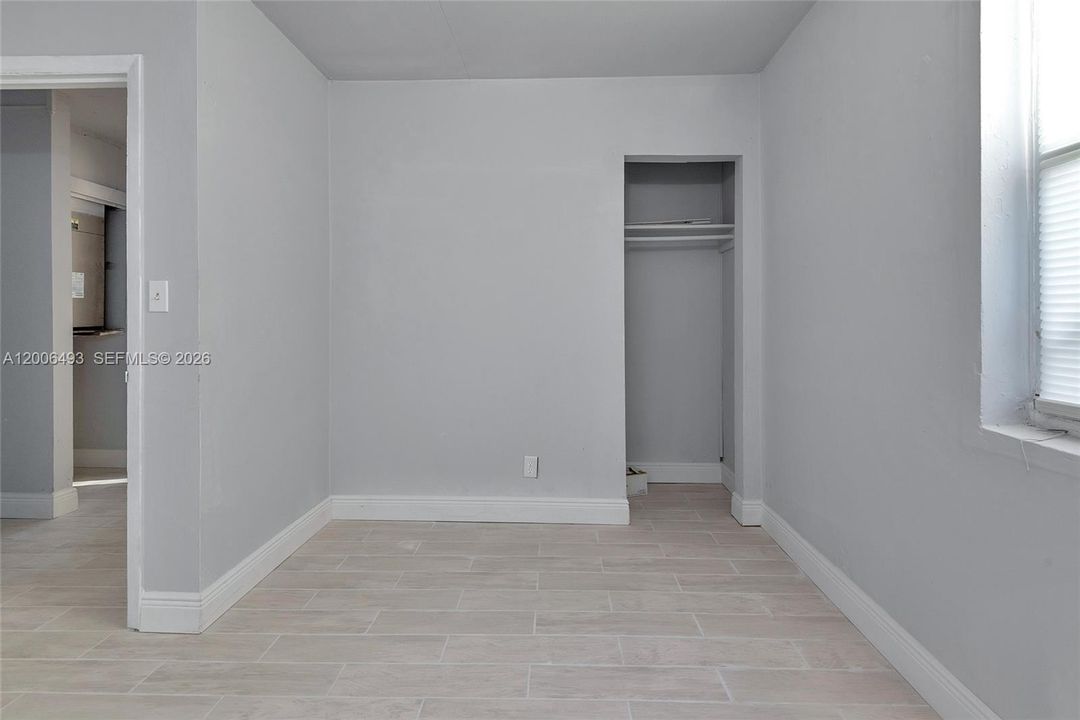 En Venta: $240,000 (2 camas, 1 baños, 720 Pies cuadrados)