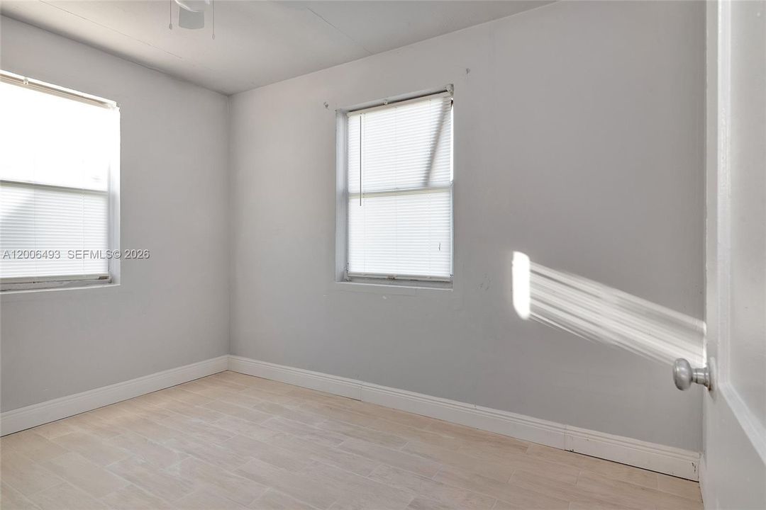 En Venta: $240,000 (2 camas, 1 baños, 720 Pies cuadrados)