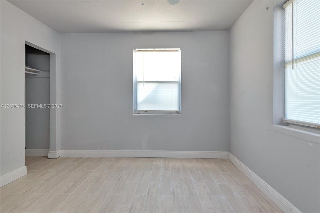 En Venta: $240,000 (2 camas, 1 baños, 720 Pies cuadrados)