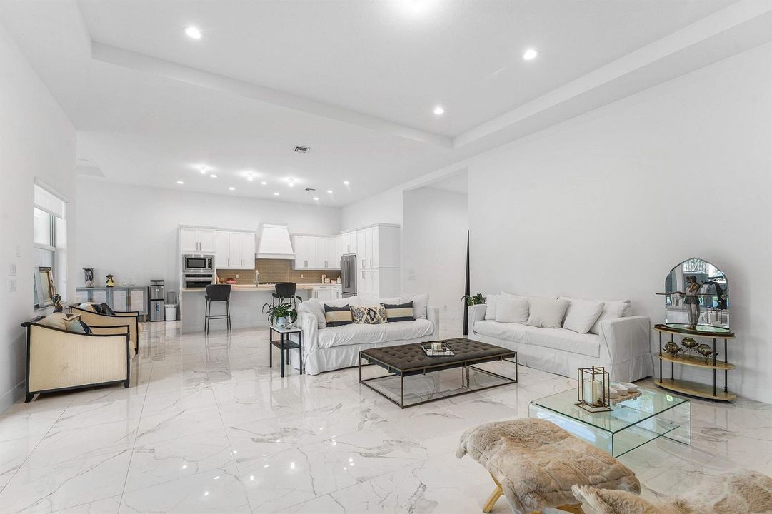 009-9256CrestviewCircle-PalmBeachGardens