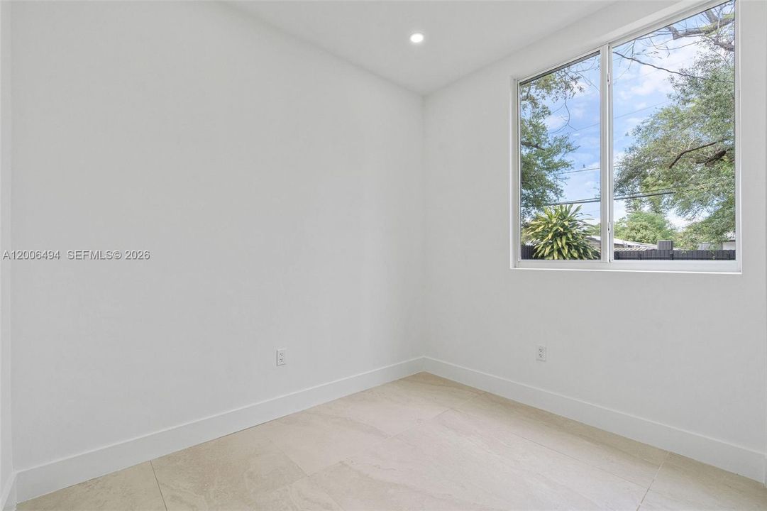 En Venta: $579,999 (4 camas, 3 baños, 1194 Pies cuadrados)