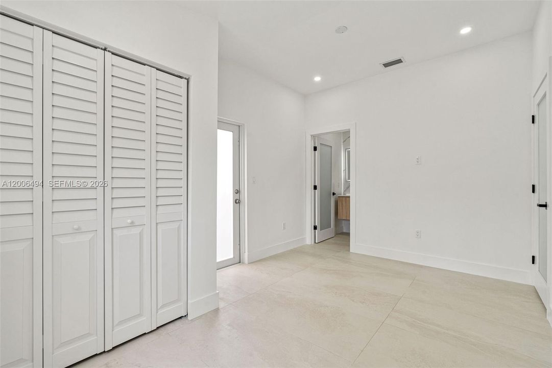 En Venta: $579,999 (4 camas, 3 baños, 1194 Pies cuadrados)