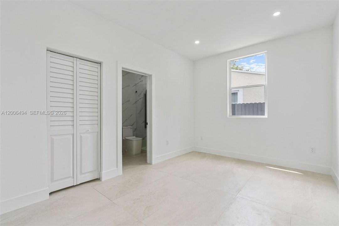 En Venta: $579,999 (4 camas, 3 baños, 1194 Pies cuadrados)
