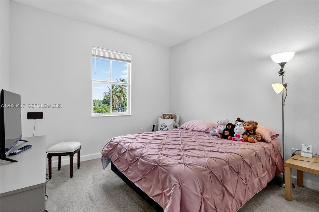 For Sale: $629,000 (4 beds, 2 baths, 1820 Square Feet)