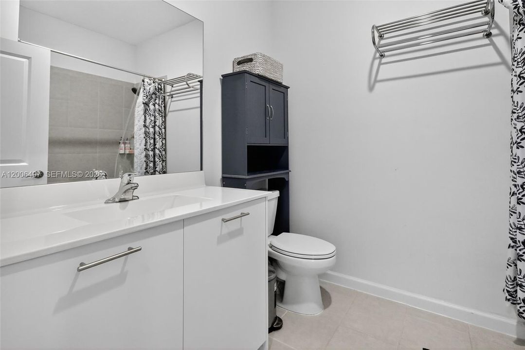 For Sale: $629,000 (4 beds, 2 baths, 1820 Square Feet)