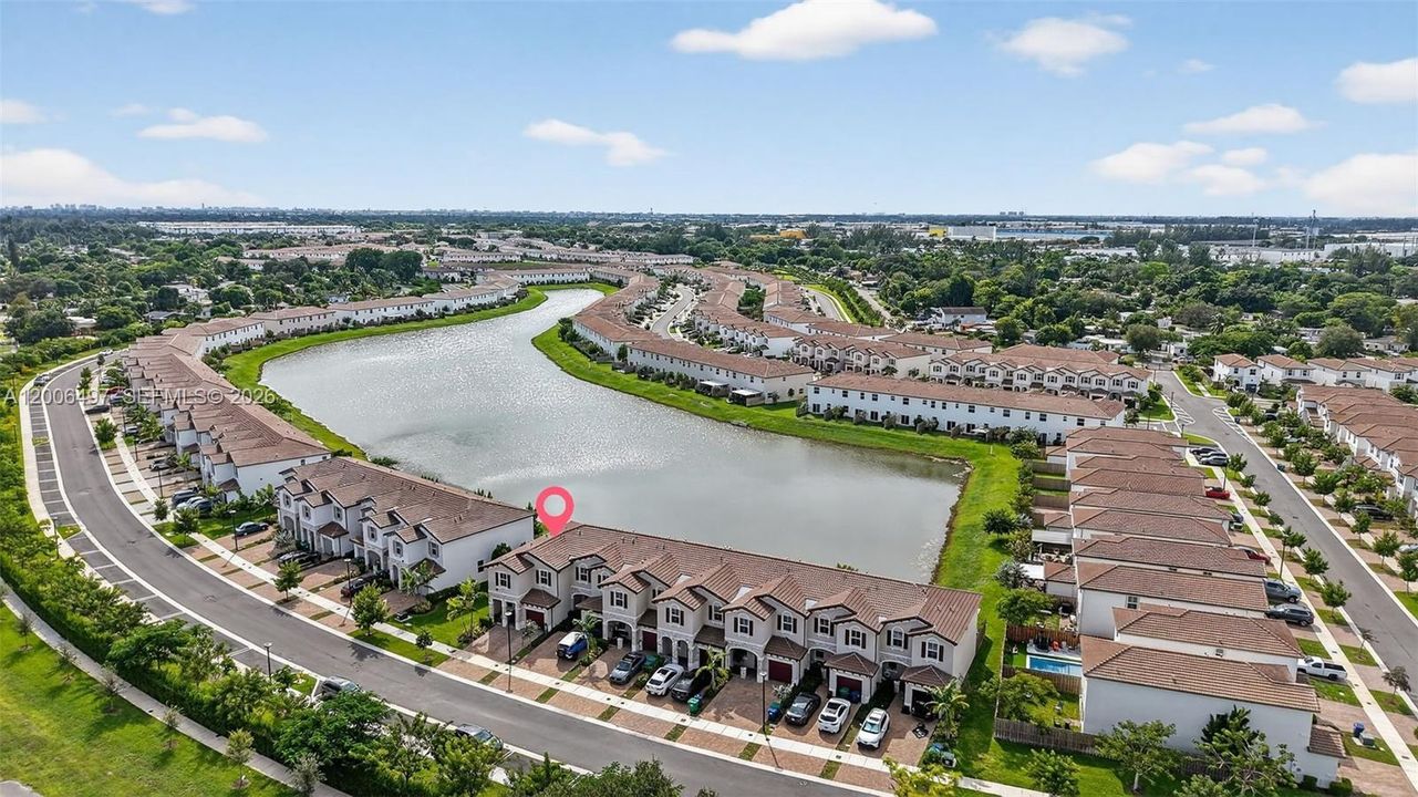 For Sale: $629,000 (4 beds, 2 baths, 1820 Square Feet)