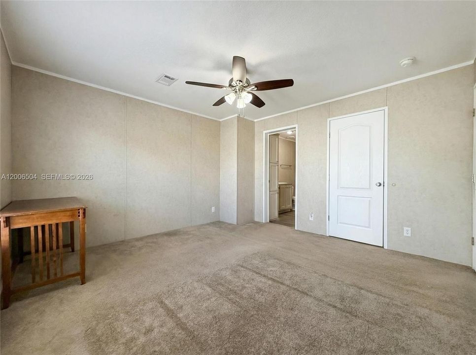 En Venta: $100,000 (3 camas, 2 baños, 1400 Pies cuadrados)