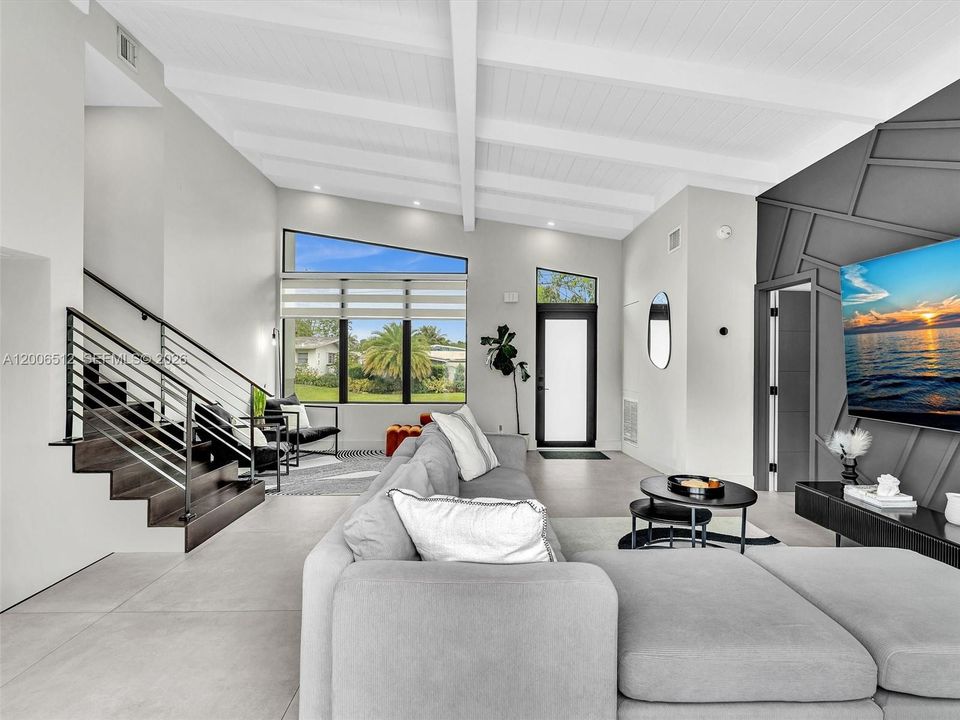 En Venta: $1,690,000 (4 camas, 3 baños, 1962 Pies cuadrados)
