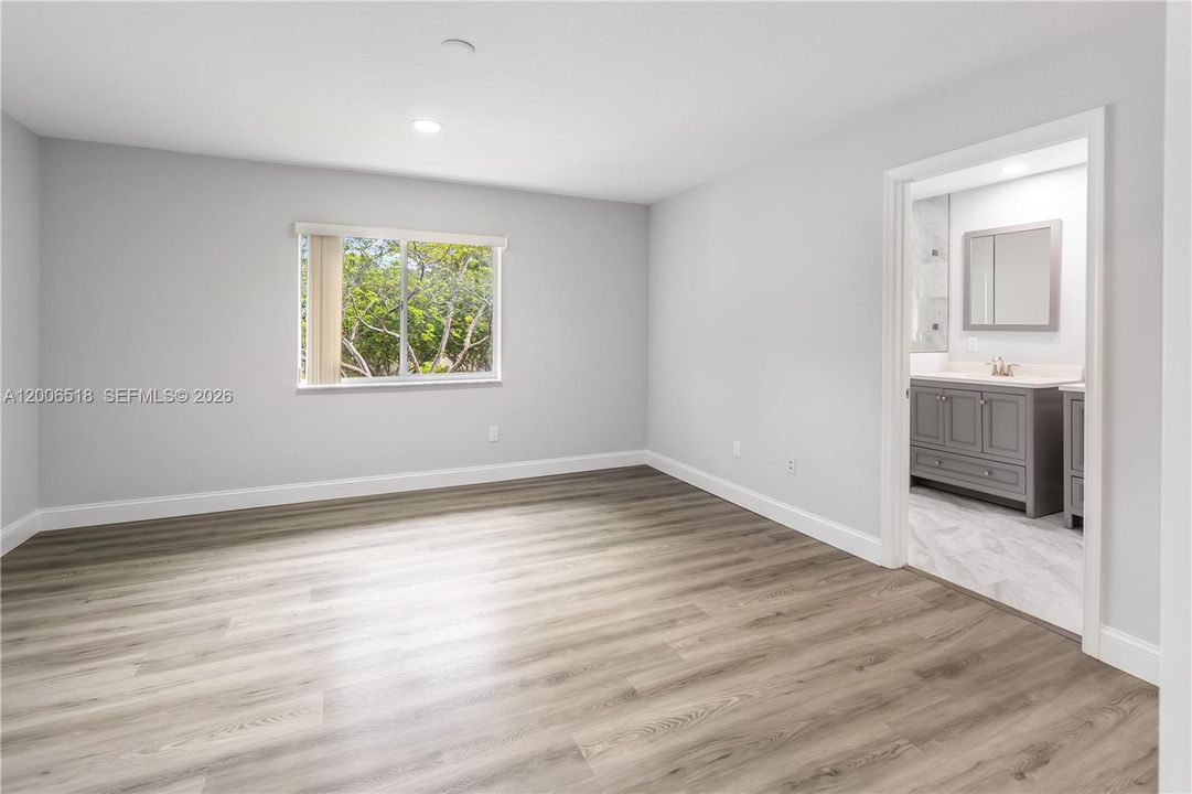 Active With Contract: $2,850 (3 beds, 2 baths, 1619 Square Feet)
