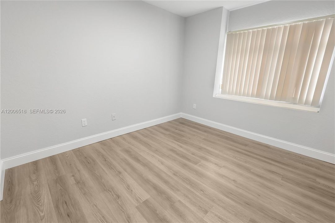 Active With Contract: $2,850 (3 beds, 2 baths, 1619 Square Feet)