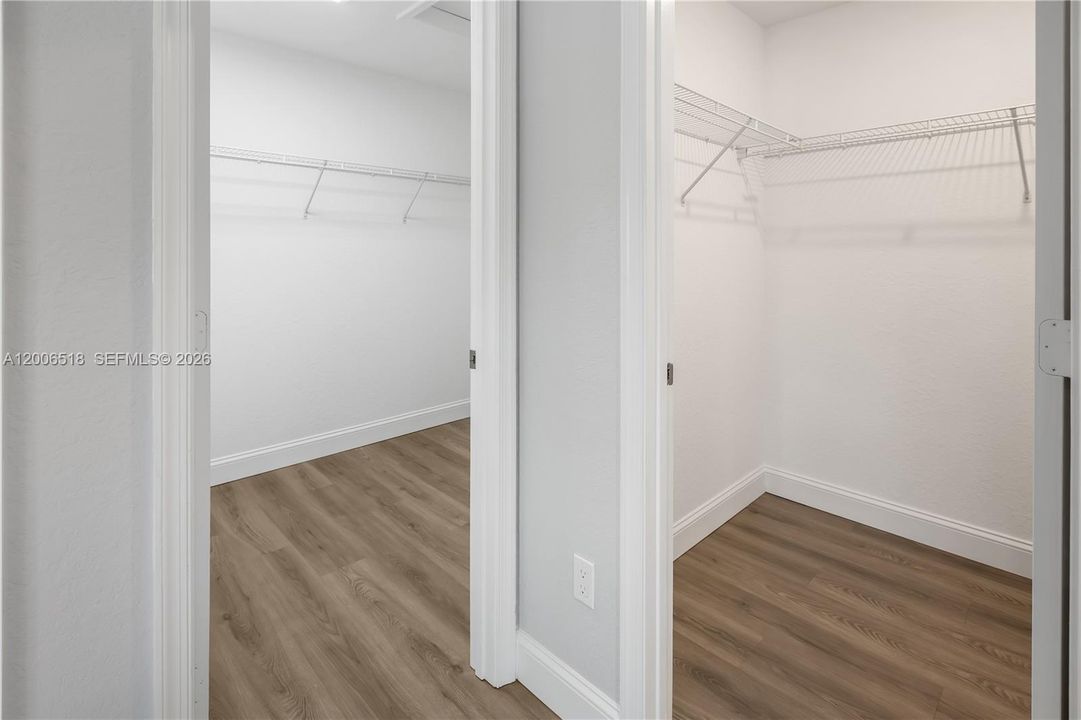 Active With Contract: $2,850 (3 beds, 2 baths, 1619 Square Feet)