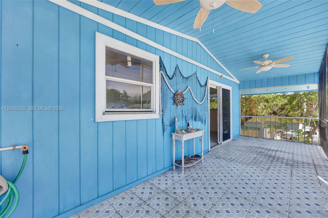 En Venta: $639,000 (3 camas, 2 baños, 768 Pies cuadrados)