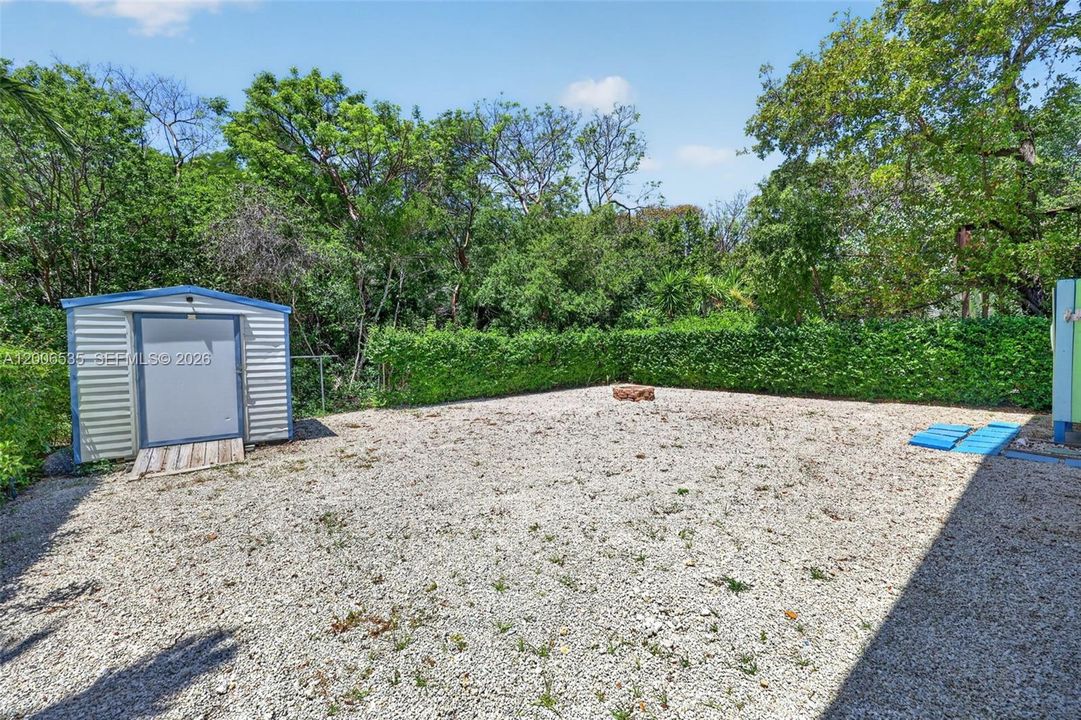 En Venta: $639,000 (3 camas, 2 baños, 768 Pies cuadrados)