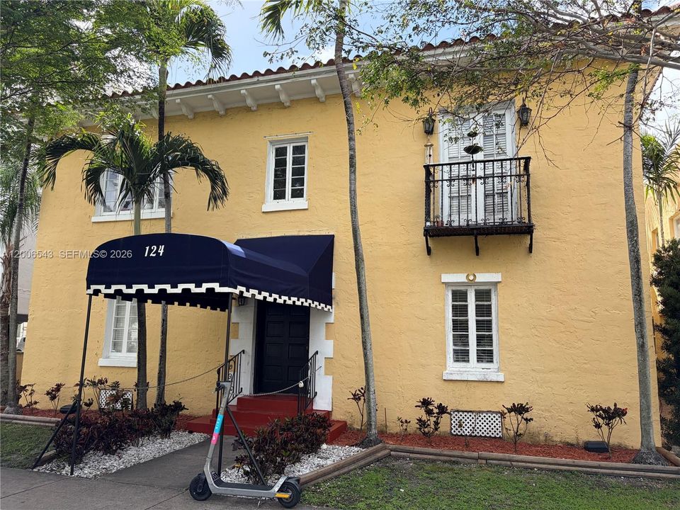 For Sale: $175,000 (0 beds, 1 baths, 255 Square Feet)
