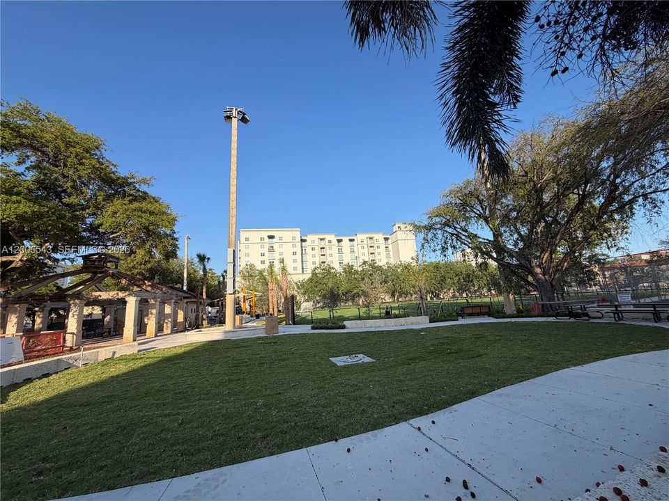 For Sale: $175,000 (0 beds, 1 baths, 255 Square Feet)