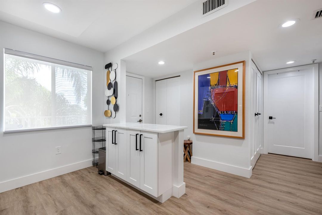 6096 Huntwick Terrace, #303-7