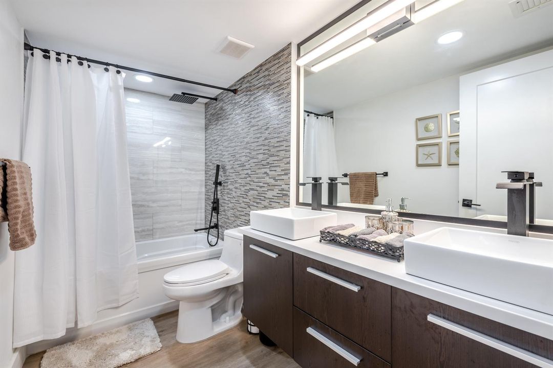 6096 Huntwick Terrace, #303-26
