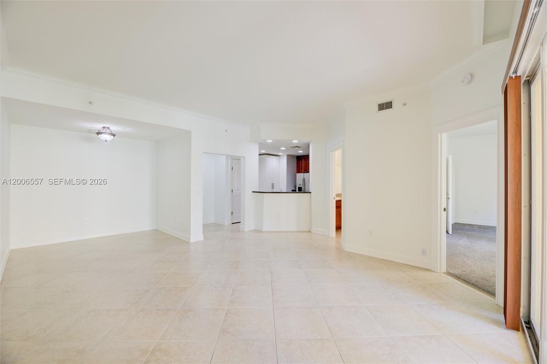 For Rent: $3,350 (2 beds, 2 baths, 1283 Square Feet)