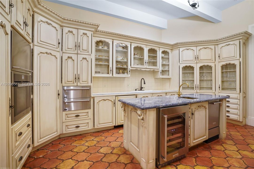 For Sale: $20,000,000 (8 beds, 8 baths, 14749 Square Feet)