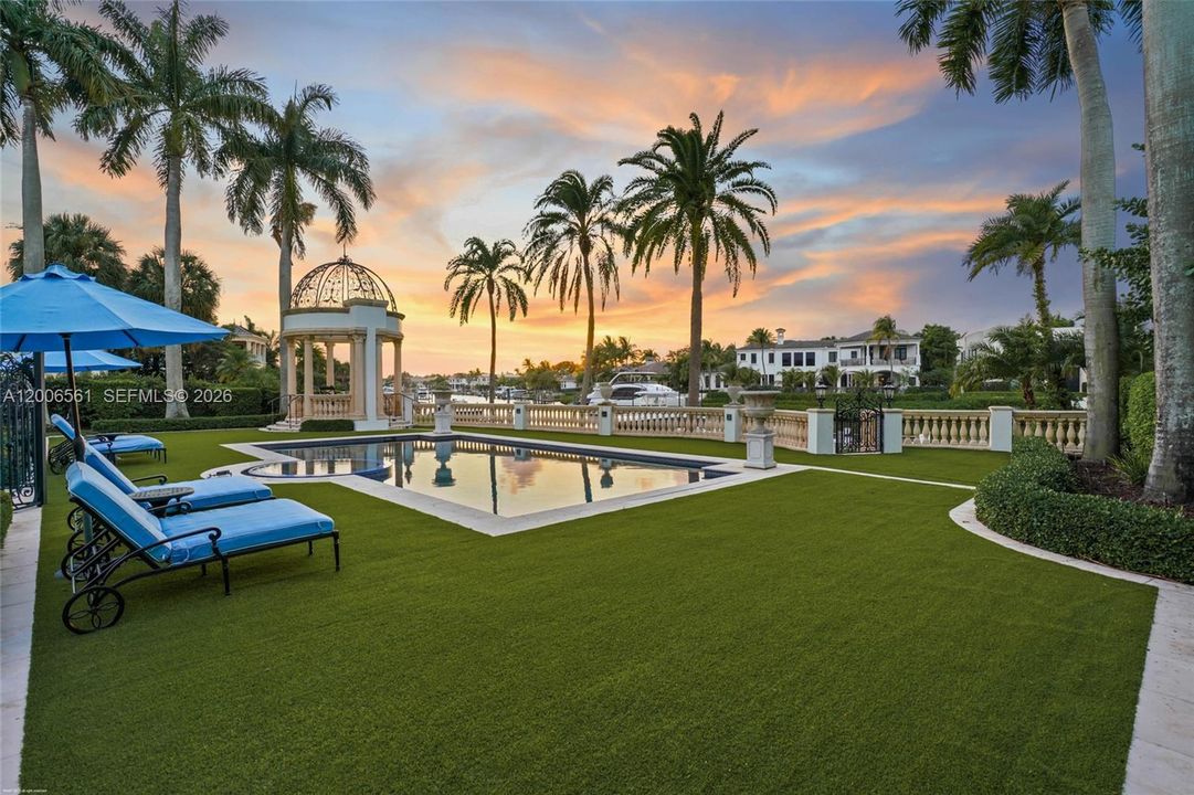 For Sale: $20,000,000 (8 beds, 8 baths, 14749 Square Feet)