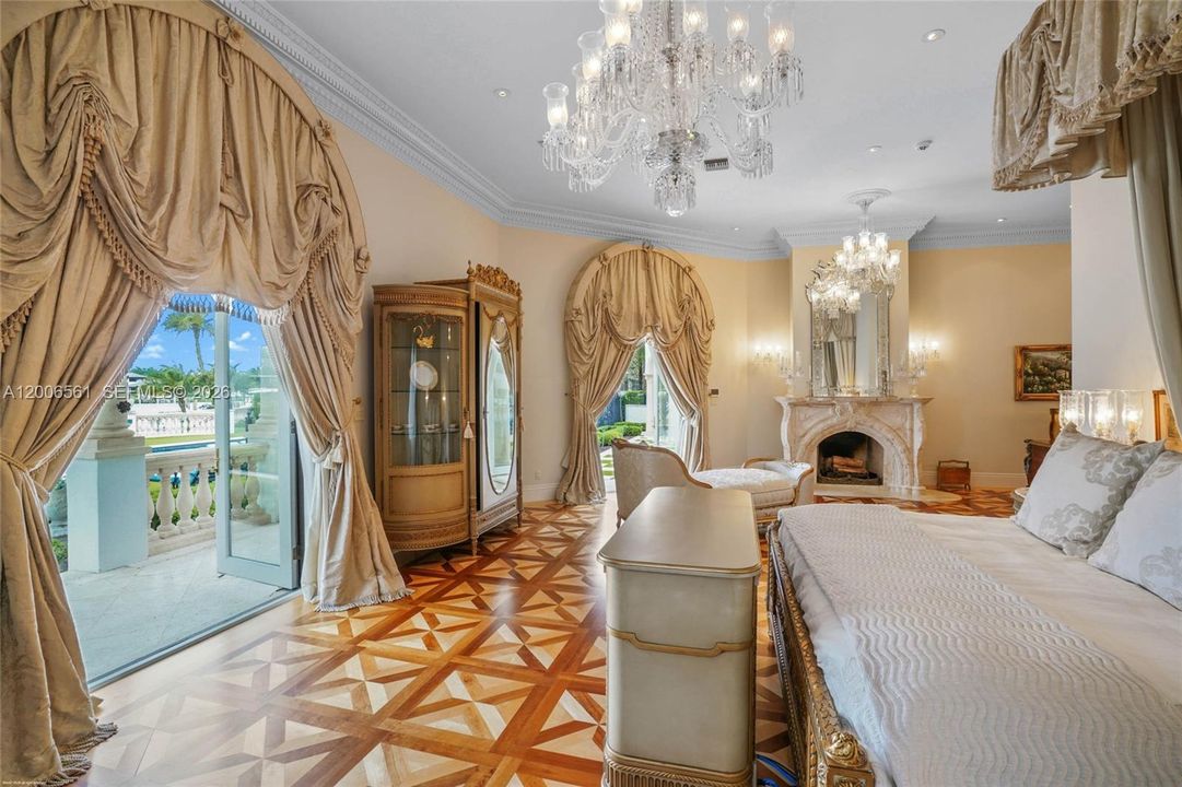 For Sale: $20,000,000 (8 beds, 8 baths, 14749 Square Feet)