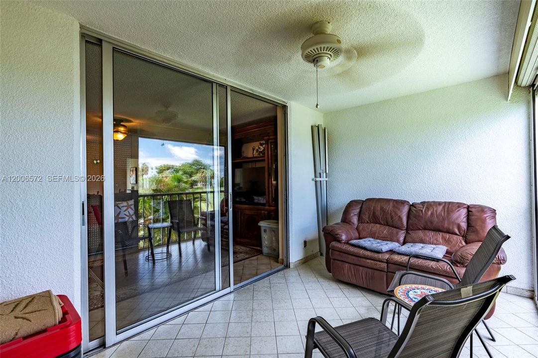 Active With Contract: $144,000 (2 beds, 2 baths, 1000 Square Feet)