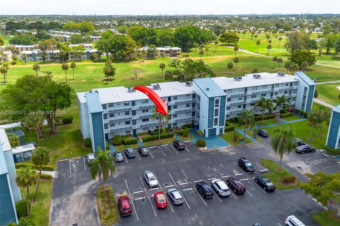 Active With Contract: $144,000 (2 beds, 2 baths, 1000 Square Feet)