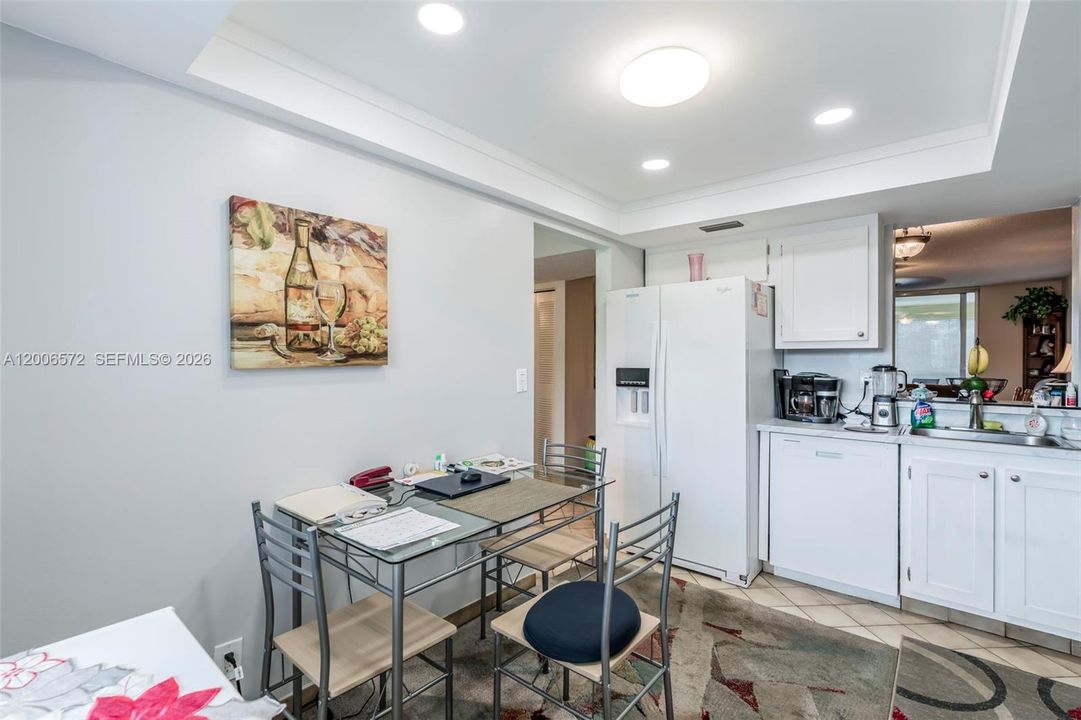 Active With Contract: $144,000 (2 beds, 2 baths, 1000 Square Feet)
