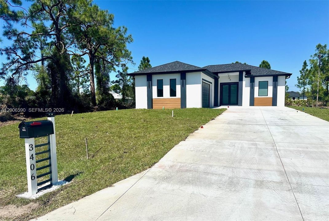 Activo con contrato: $324,900 (3 camas, 2 baños, 1315 Pies cuadrados)